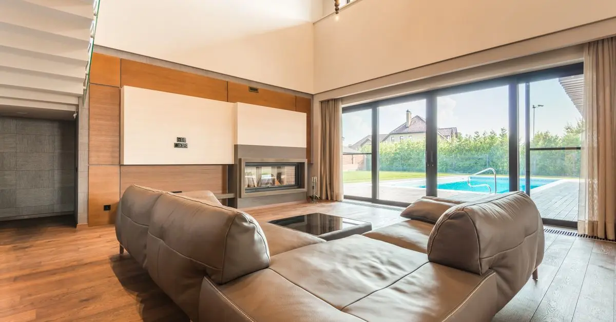 How Home Tech Experts Enhance Your Smart Living Experience