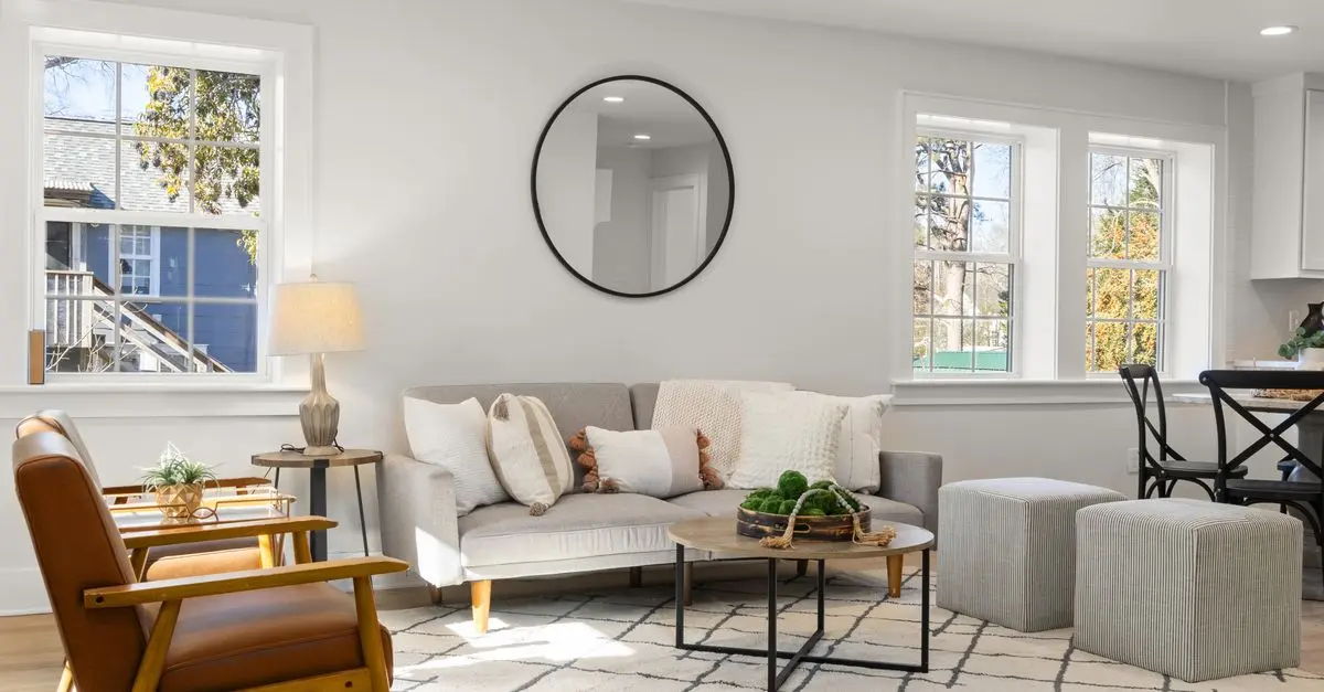 10 Essential Tips for Hiring Home Tech Experts