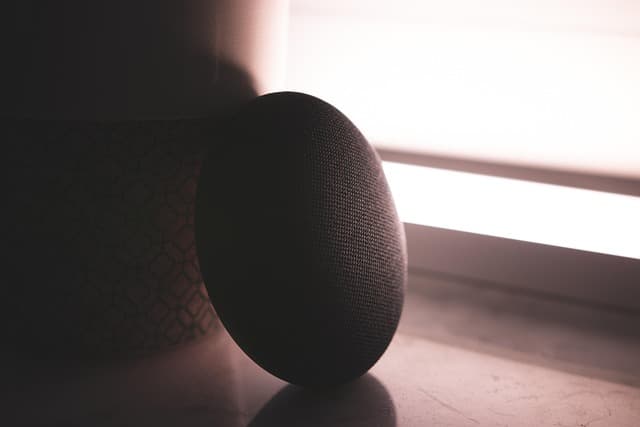 Expert Insights: How Home Tech Experts Optimize Smart Lighting